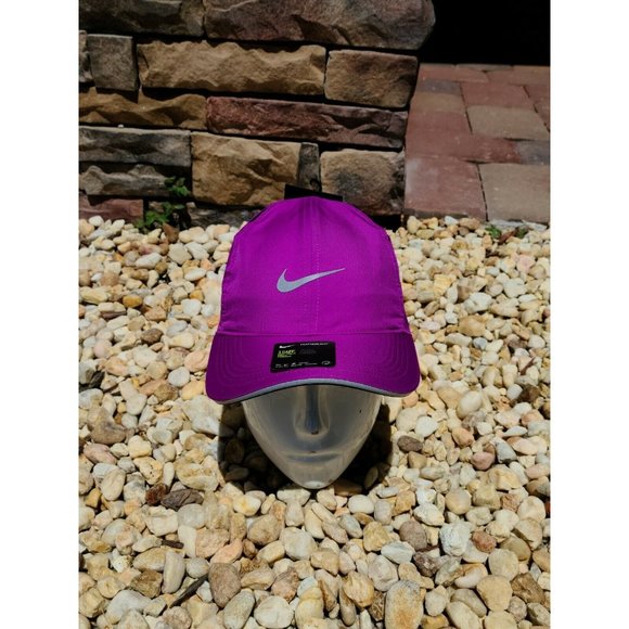 Nike Dri-FIT Aerobill Featherlight Reflective Cap - Picture 5 of 7